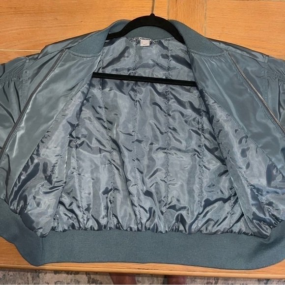 Forever 21 Juniors Large Olive Green Bomber Jacket - Picture 5 of 5